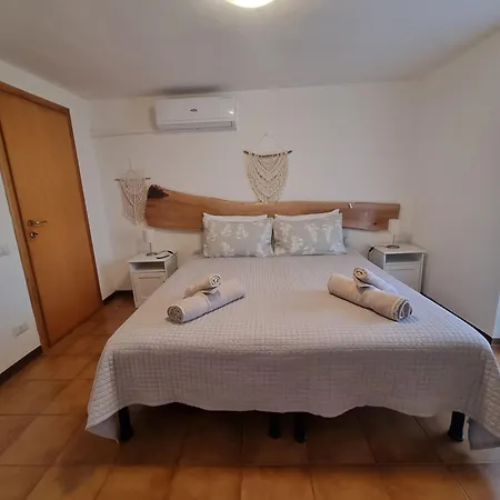 Casa Dal Vecio Carli Tatil Evi *